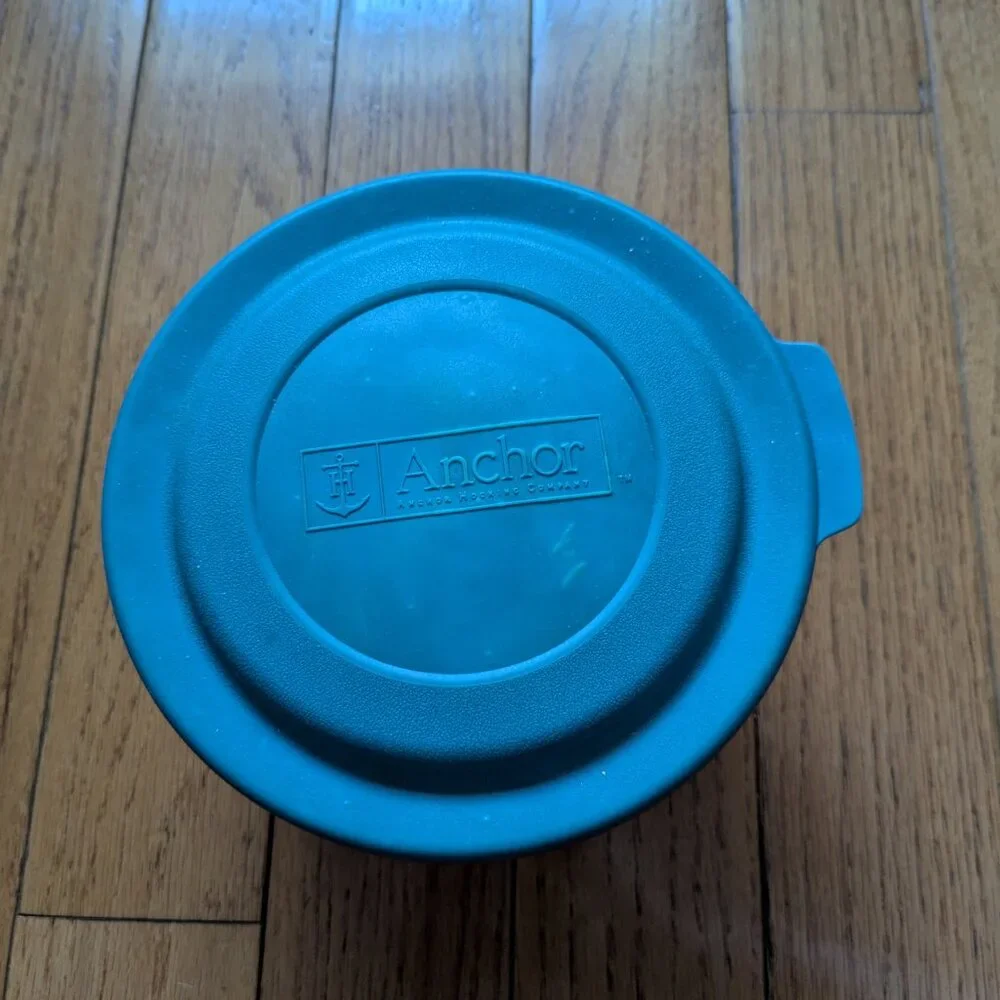 Anchor Hocking 1.5Q Glass Food Storage Container